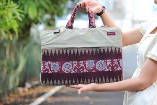 Laptop Bag By Qurcha